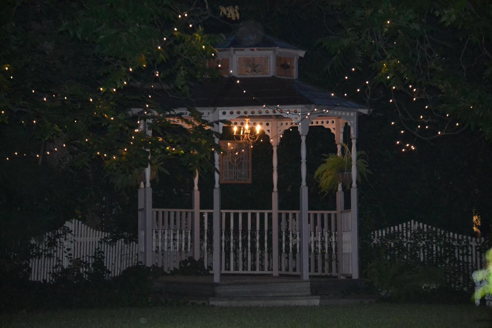 Carleton House Bed And Breakfast Bonham Eksteriør bilde