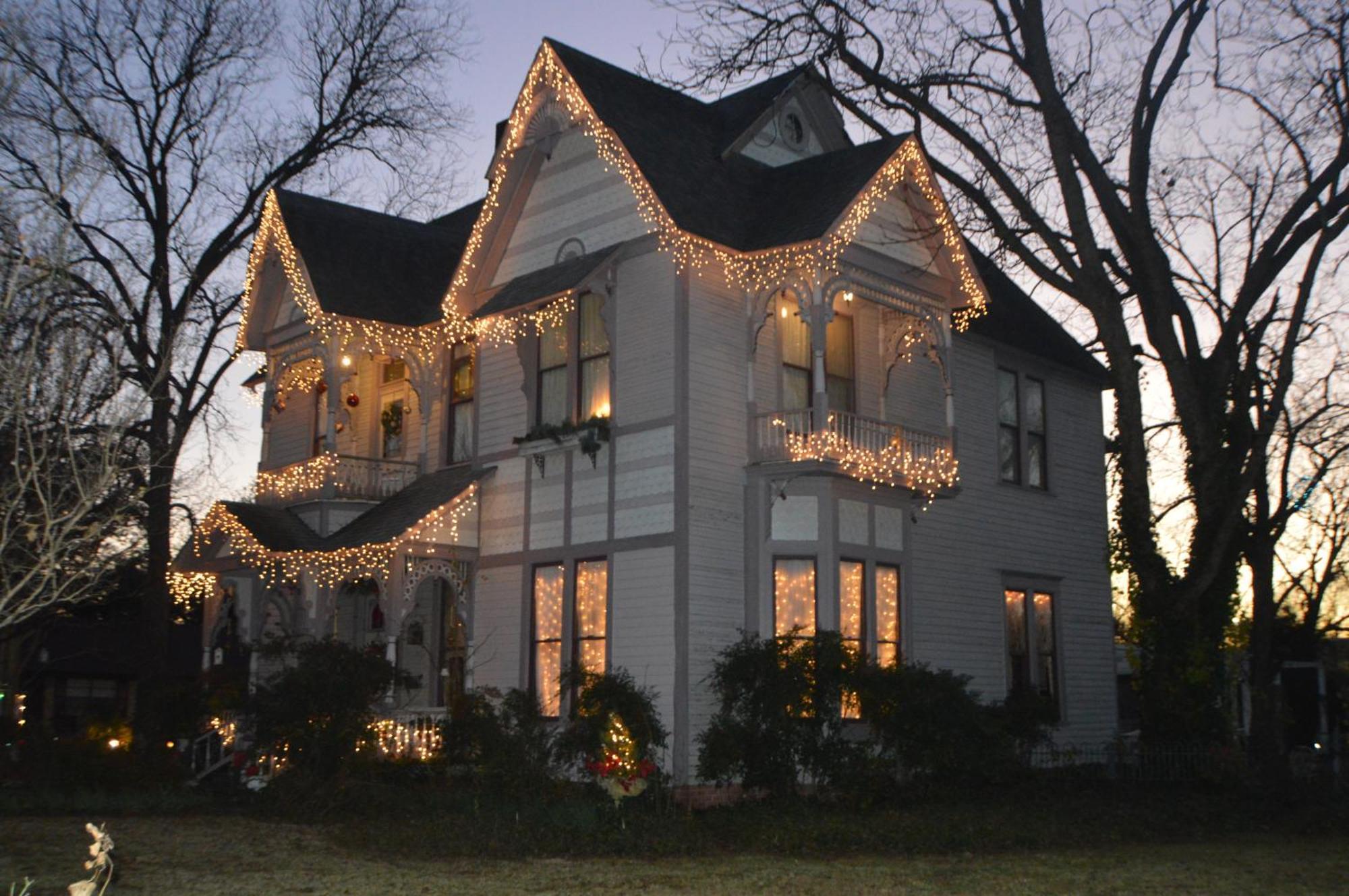 Carleton House Bed And Breakfast Bonham Eksteriør bilde